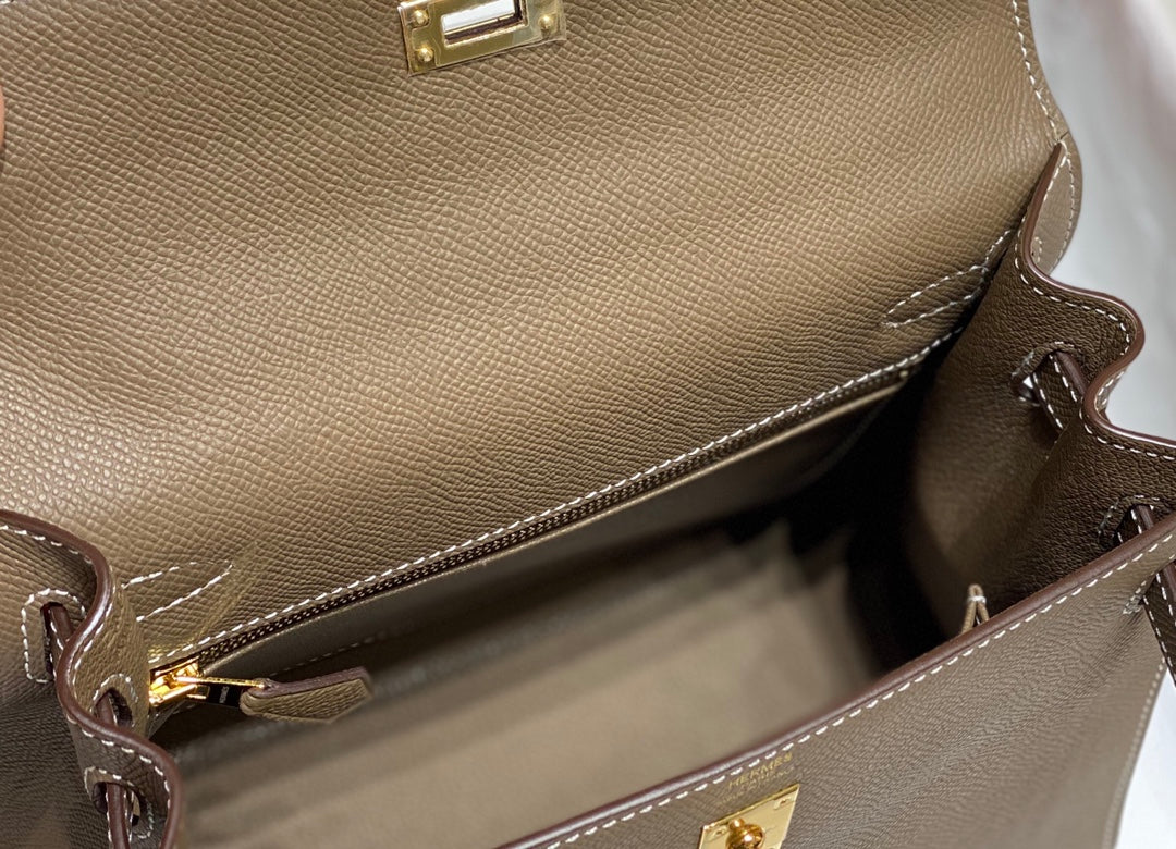 Hermès Epsom Kelly 25cm Hangbag