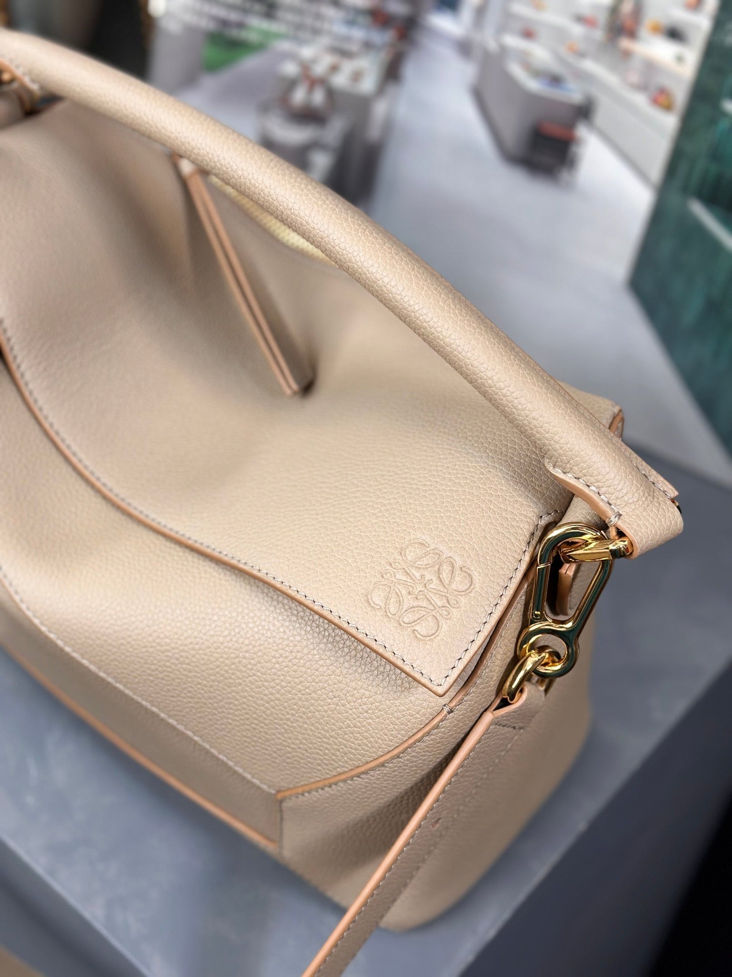 LOEWE Puzzle Edge Anagram Tote Bag Apricot , 29*19.5*14cm
