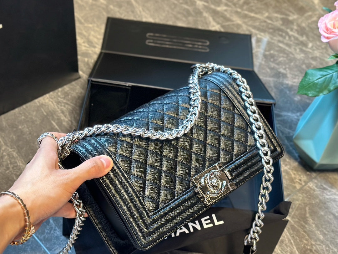 CC new arrival Leboy caviar leather size: 25 cm