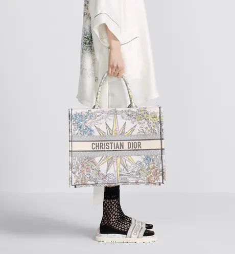 LARGE D BOOK TOTE White Multicolor R��ve d'Infini Embroidery (42 x 35 x 18.5 cm)