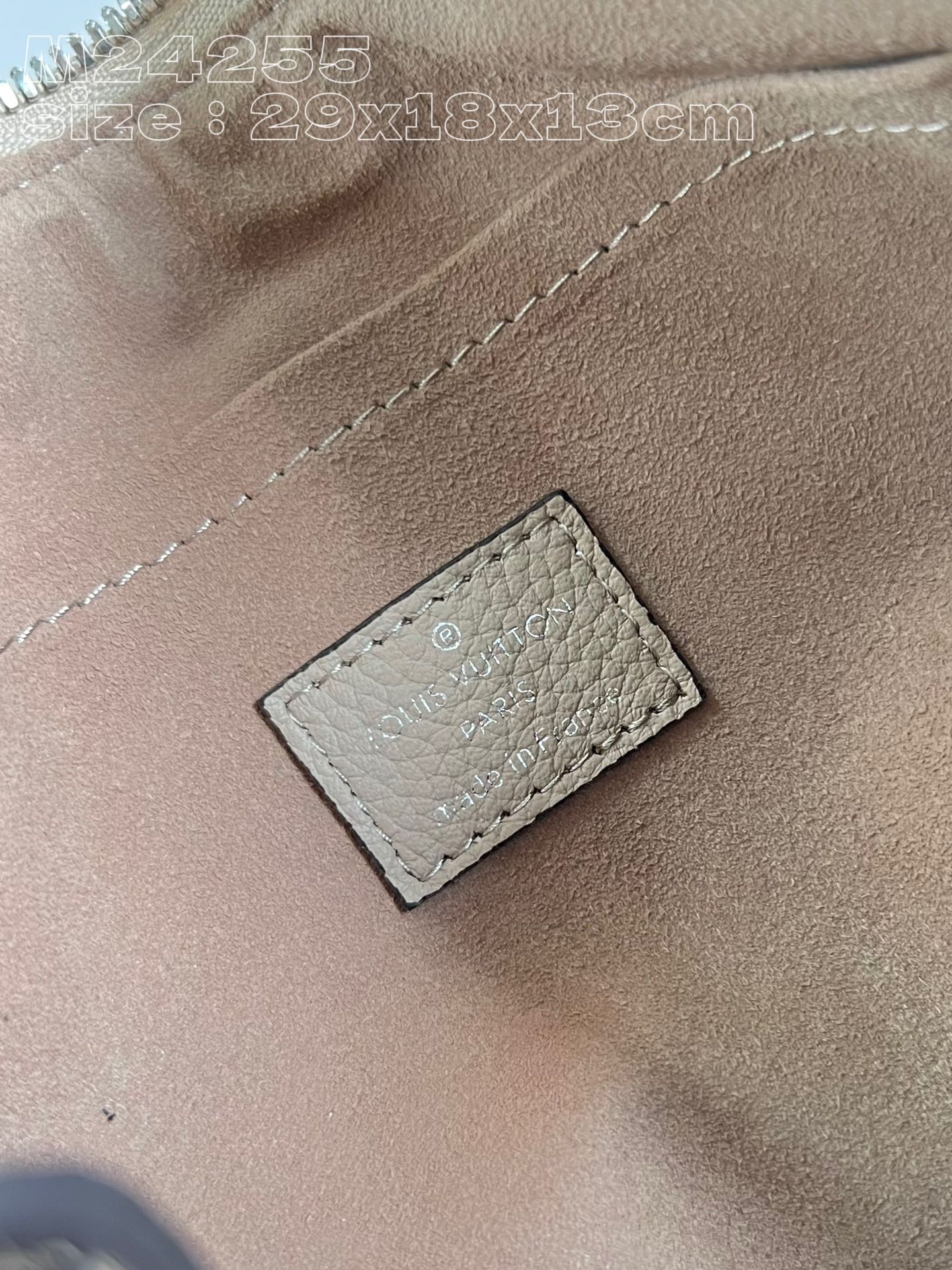 Louis Vuitton Mahina Hand It All Bag 29x18x13cm