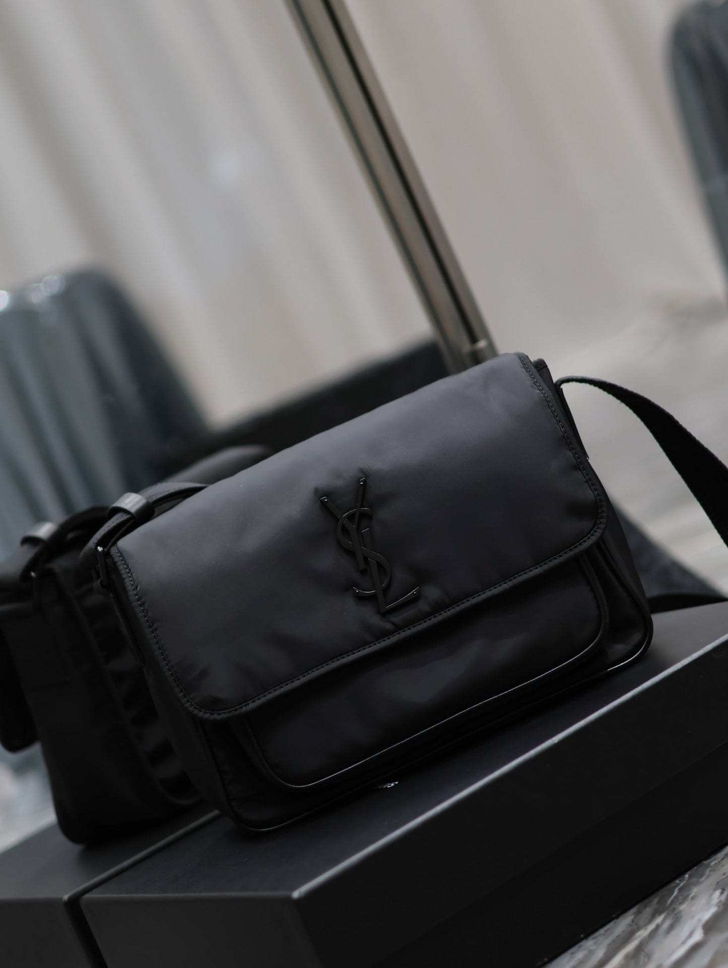 Saint Laurent Niki Camera Shoulder Bag 28×20×8.5cm