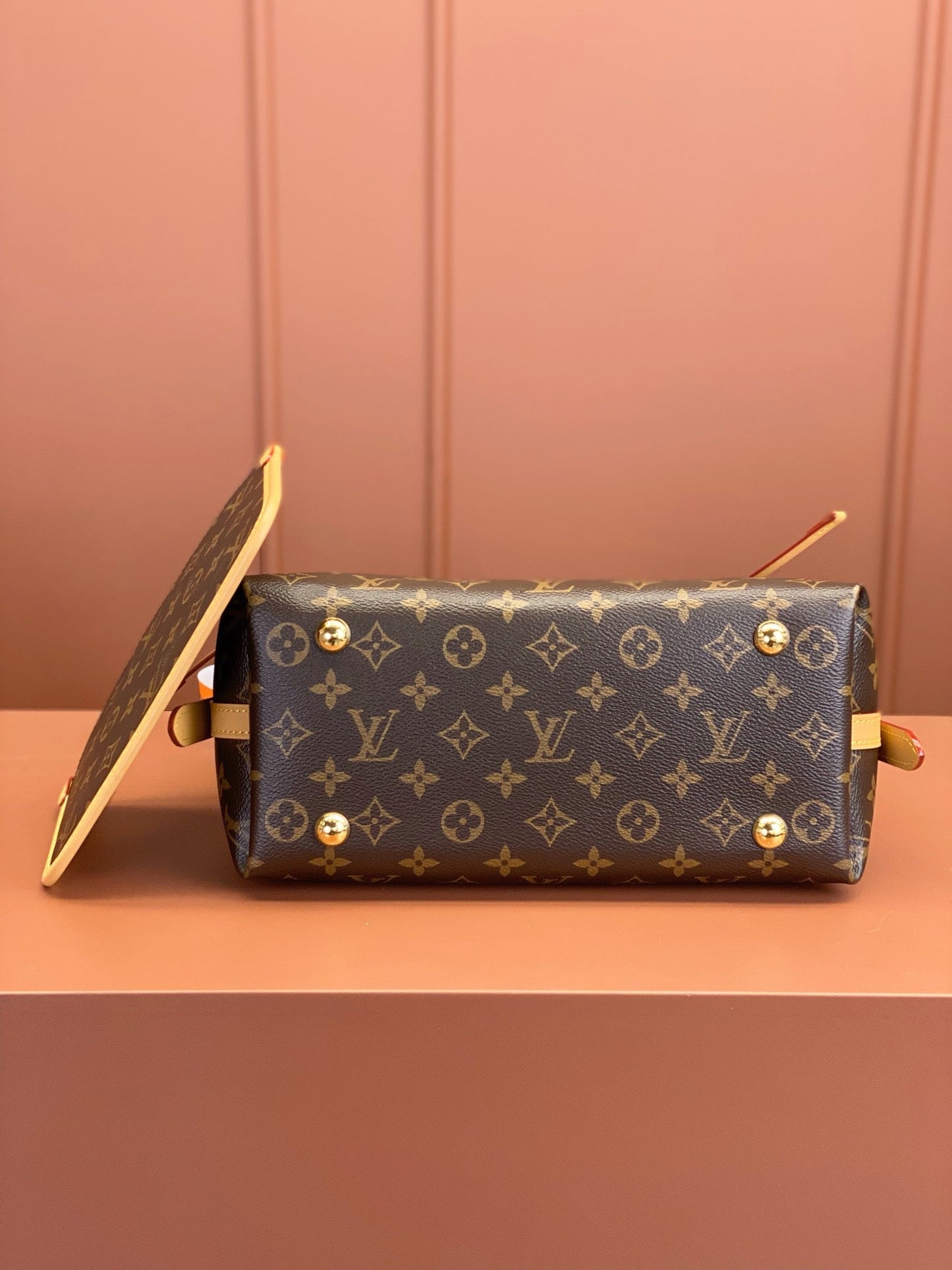 Louis Vuitton Carryall Tote Bag M46203, 29x24x12cm