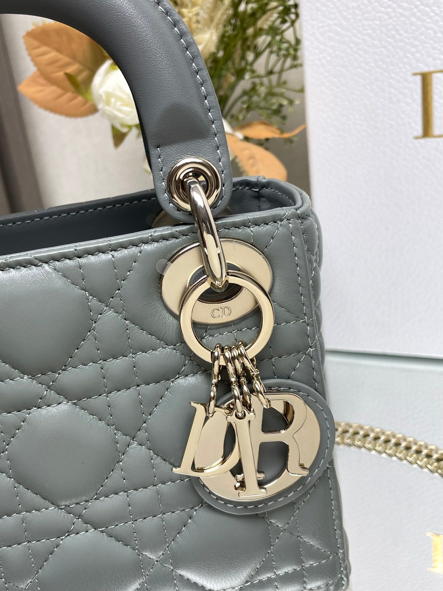 Miss Dior Lady Medium Grey HandBag M6010, 17*15*7cm