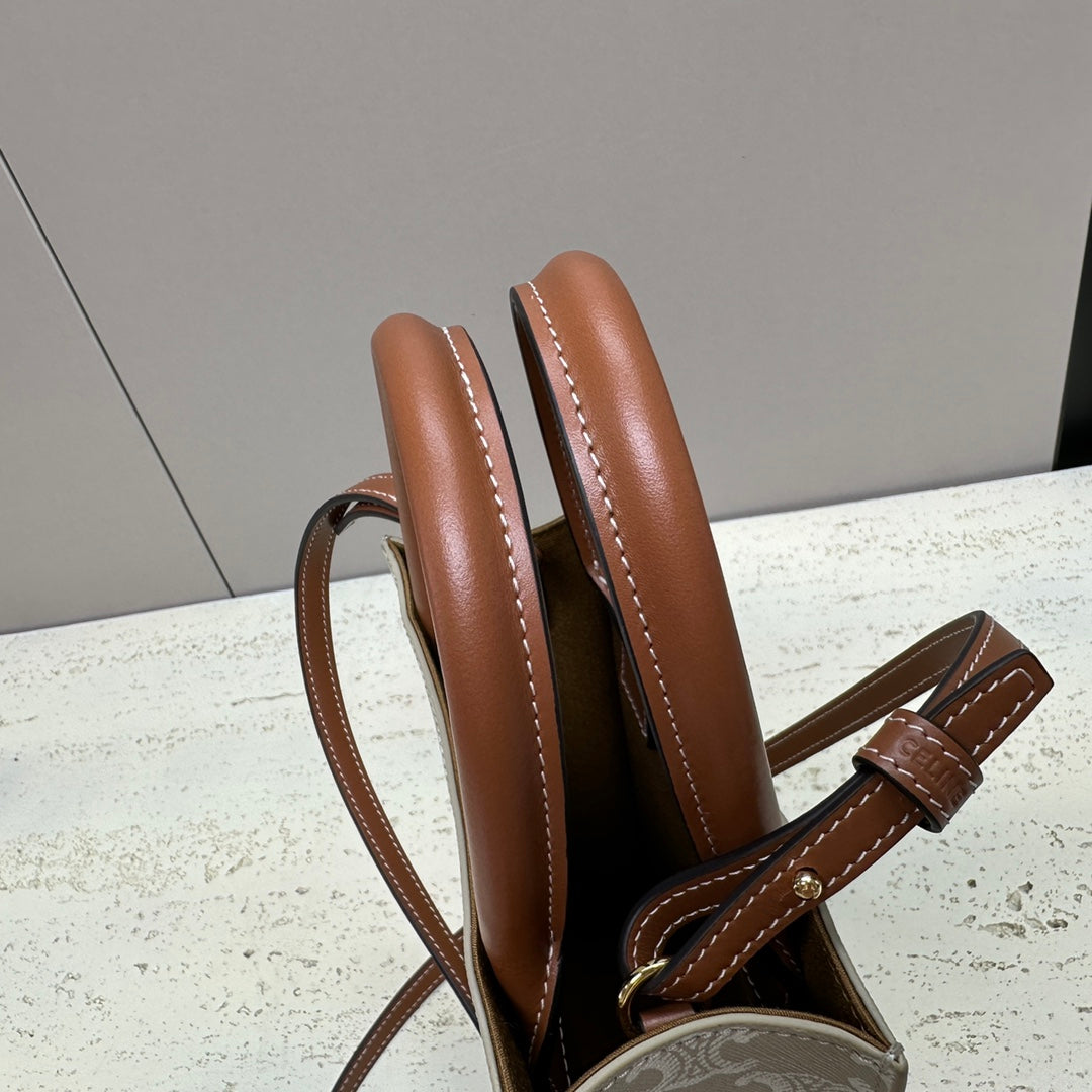 Celine Cabas Triomphe Handbag, 20X 17X 6CM