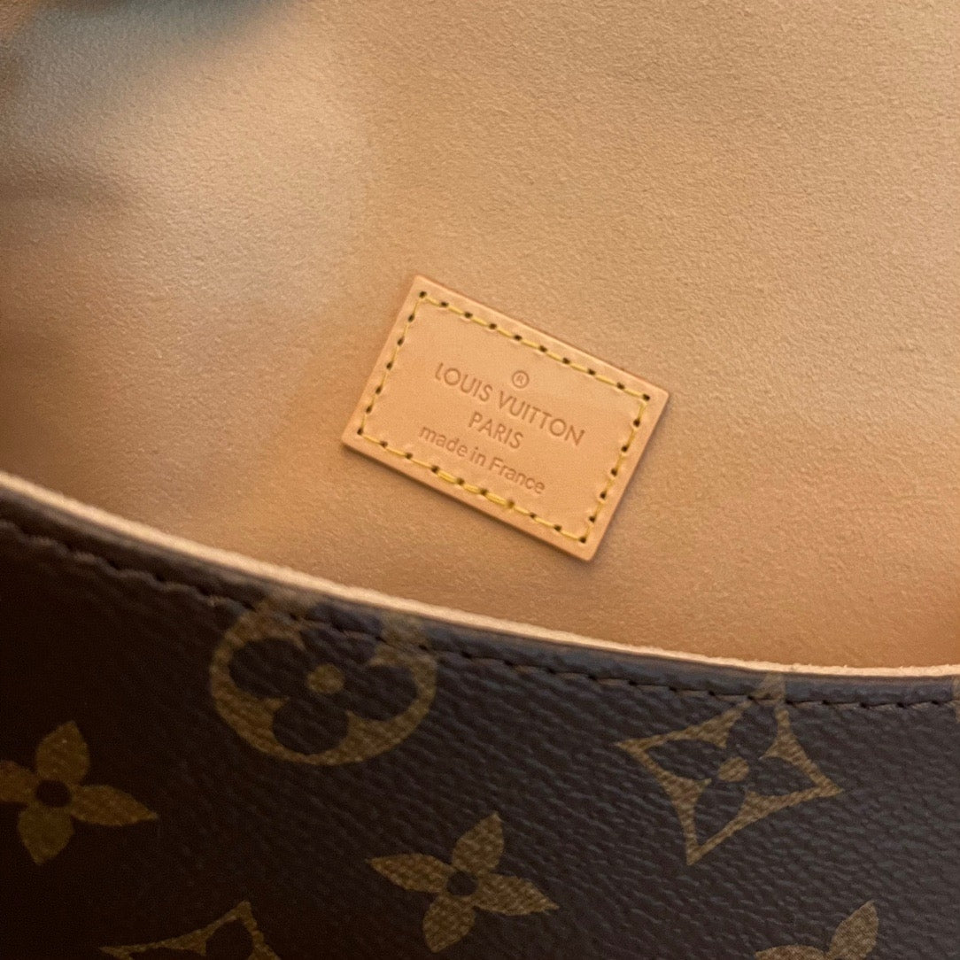 Louis Vuitton Saumur BB Monogram Bag M46740, 20*16*7CM