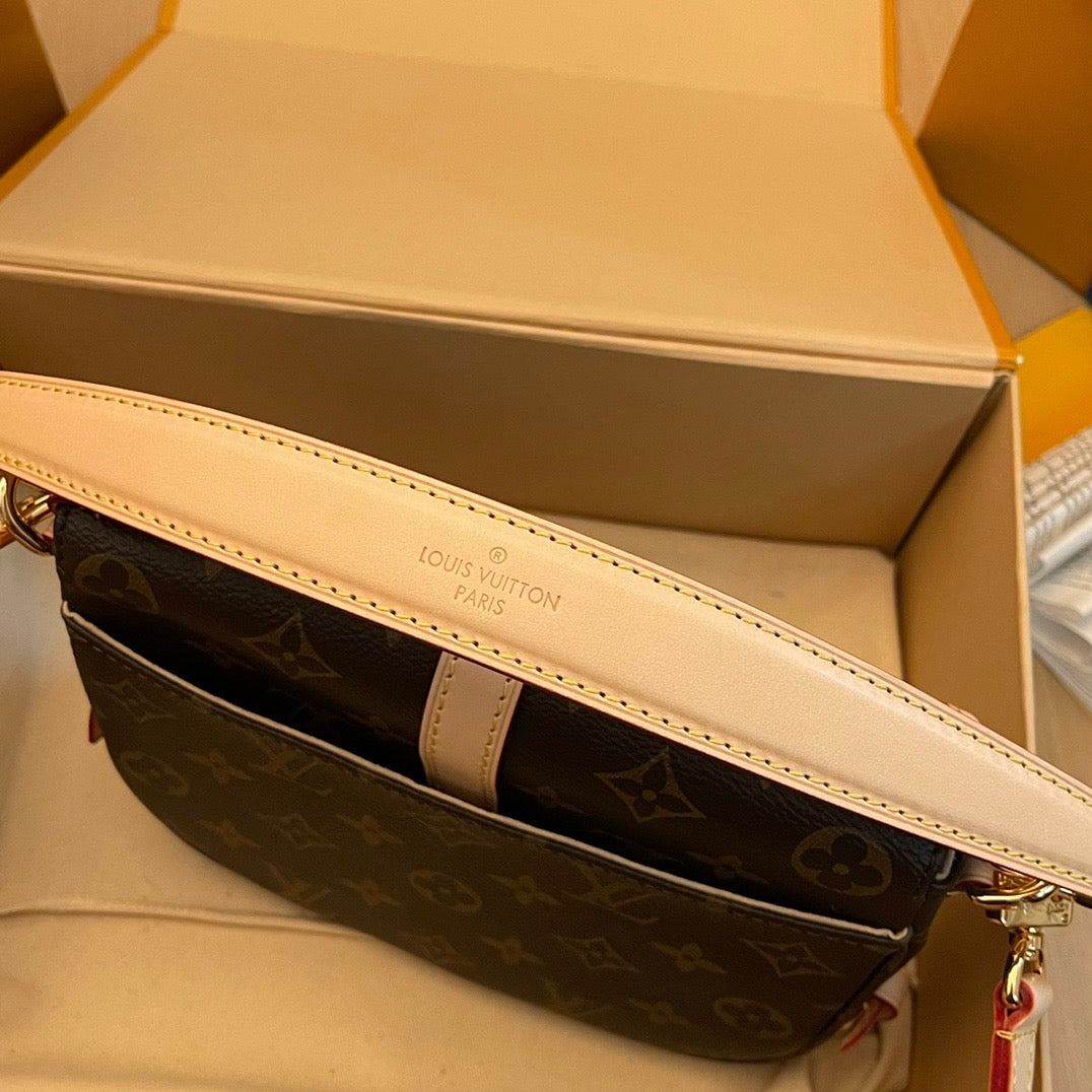 Louis Vuitton Saumur BB Monogram Bag M46740, 20*16*7CM