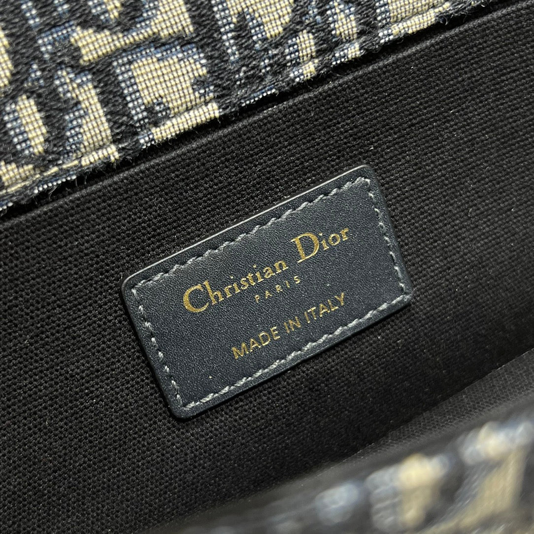 Dior Navy Blue Oblique Canvas and Leather 30 Montaigne Bag