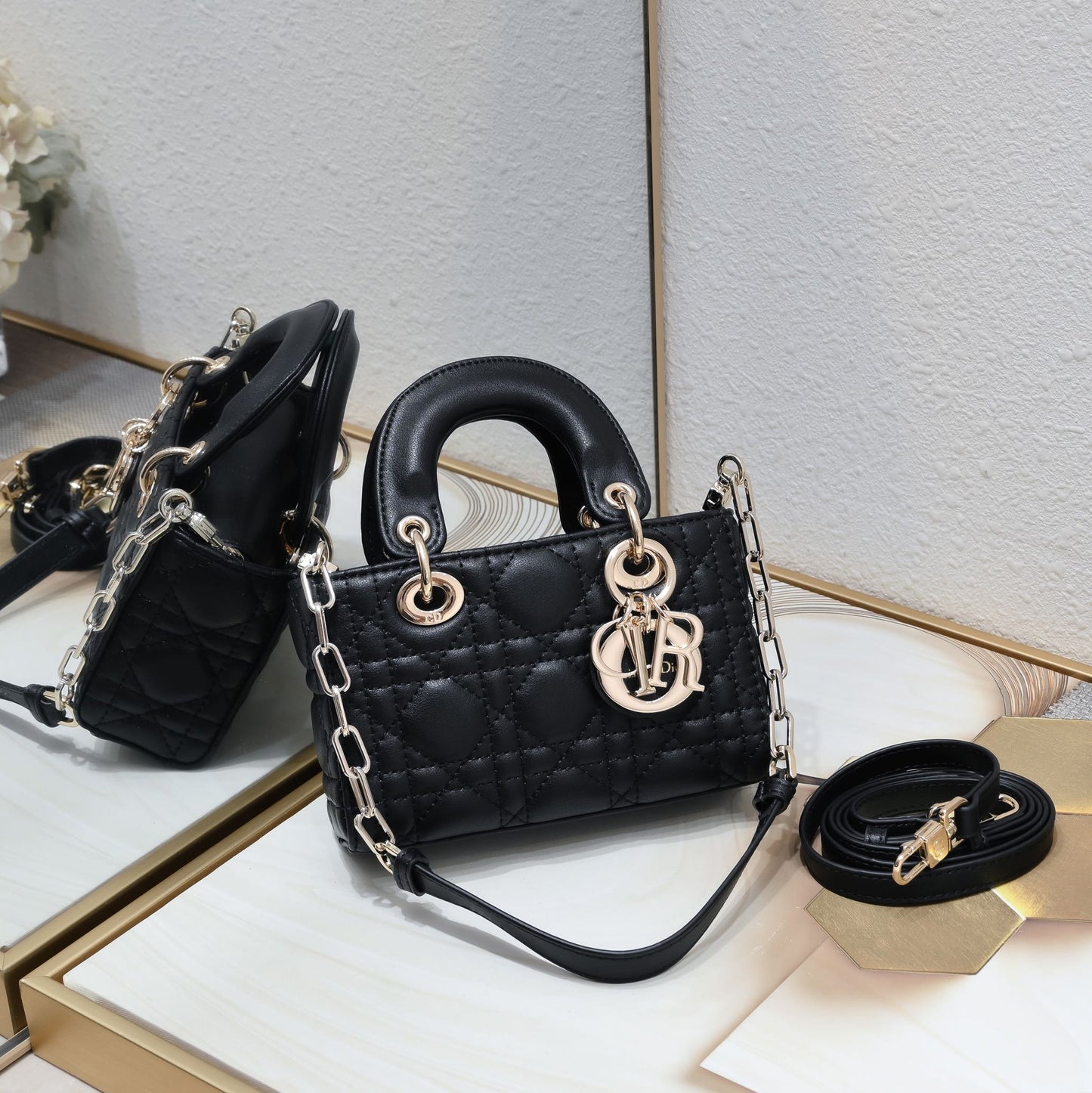 D new arrival D-Joy tote lady bag size;16*5.5*10 cm