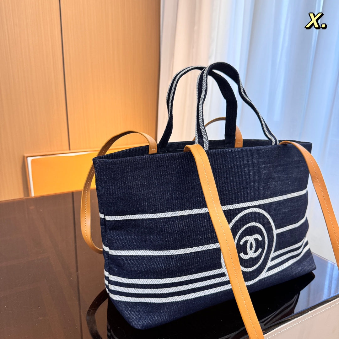 cc new arrival tote bag size: 35*15*25cm