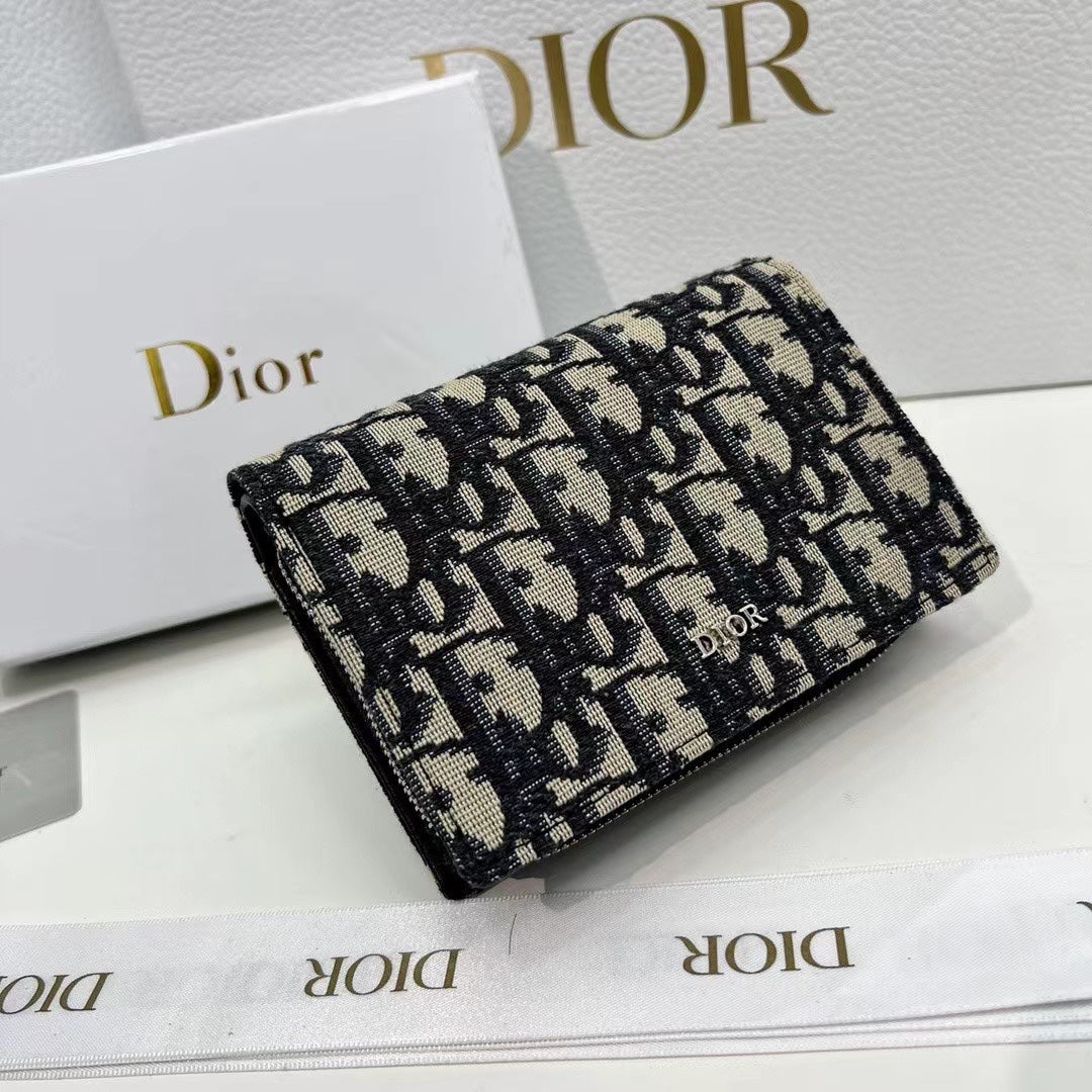 D new arrival wallet size: 13.5*9.5*3.5