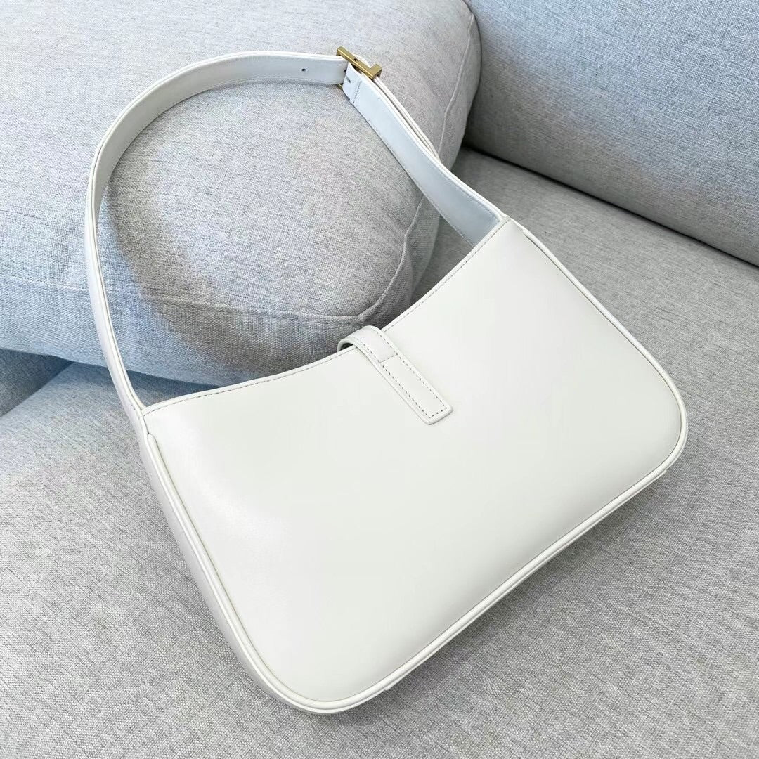 Y Le 5 A 7 Hobo Bag In Smooth Leather
