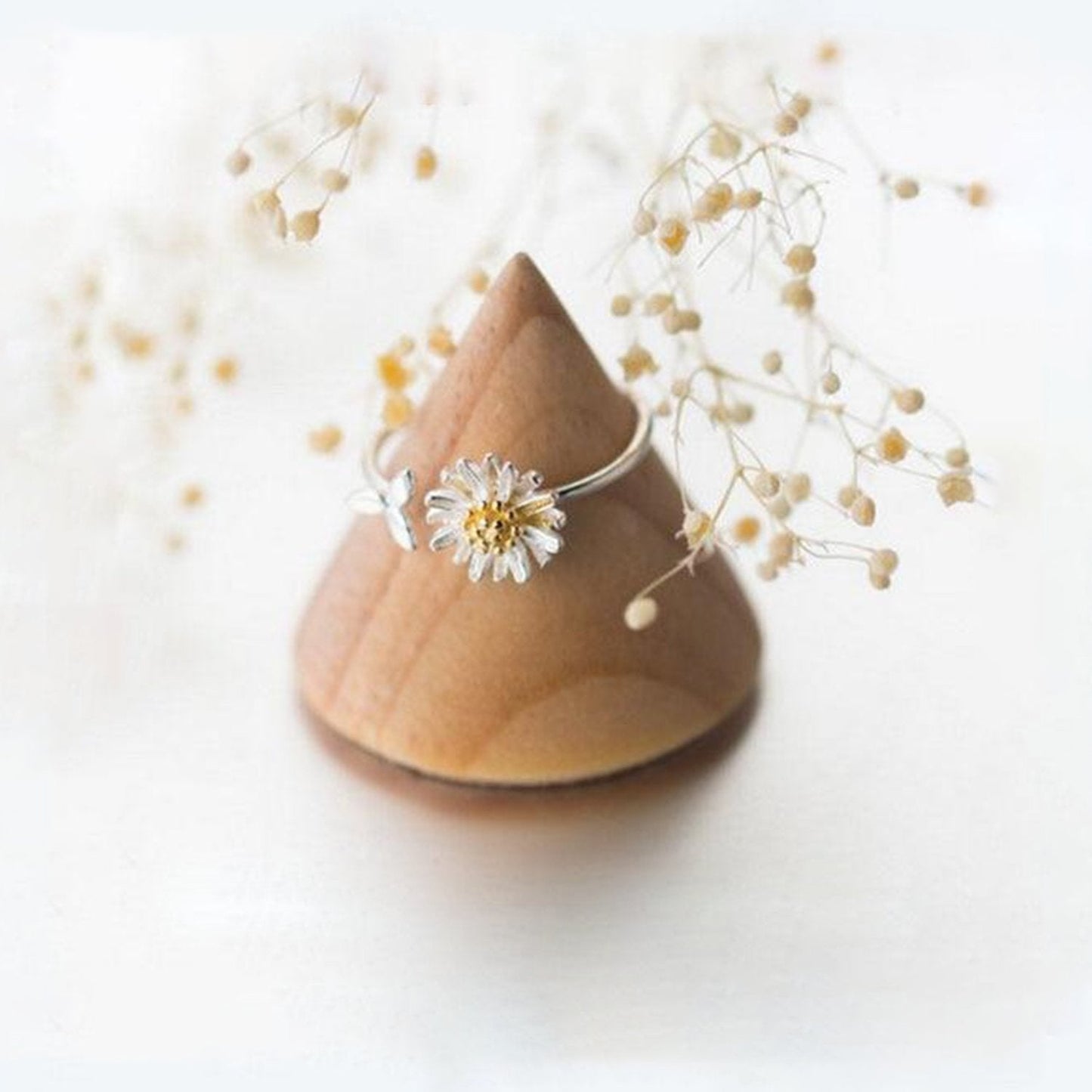 Bague fleur de marguerite en fleurs