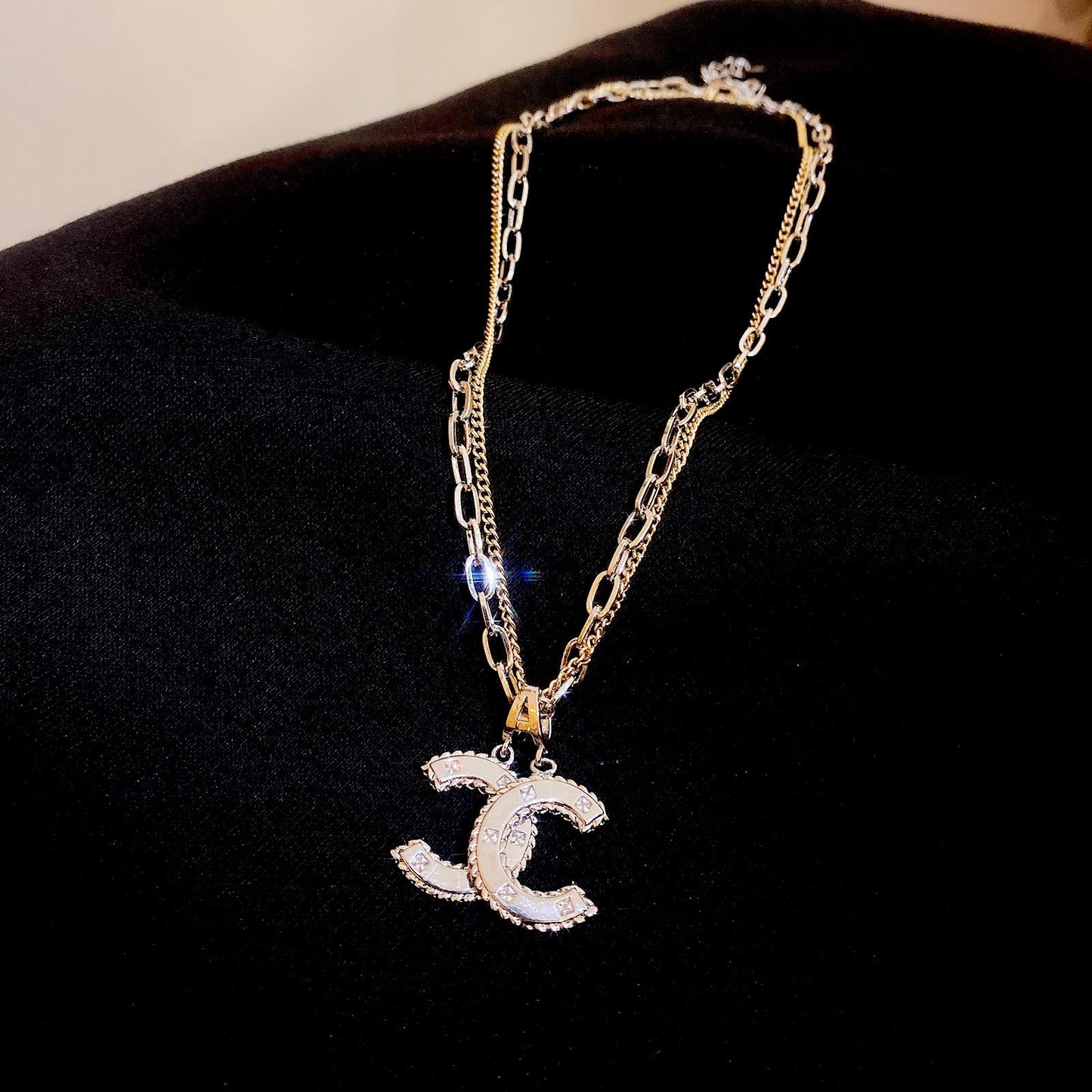 Double C necklace