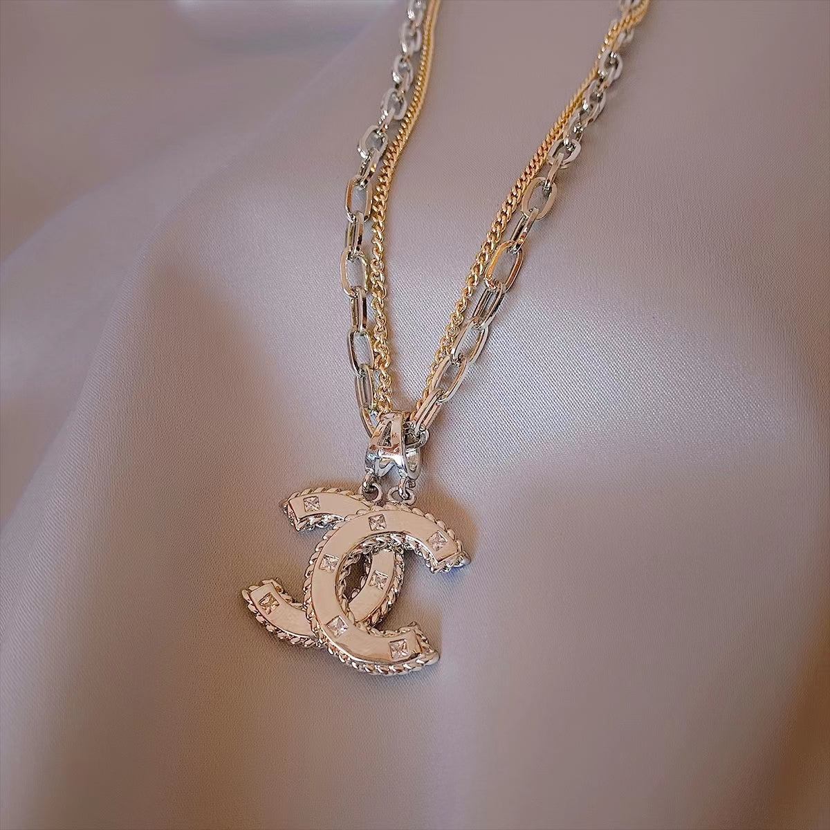 Double C necklace