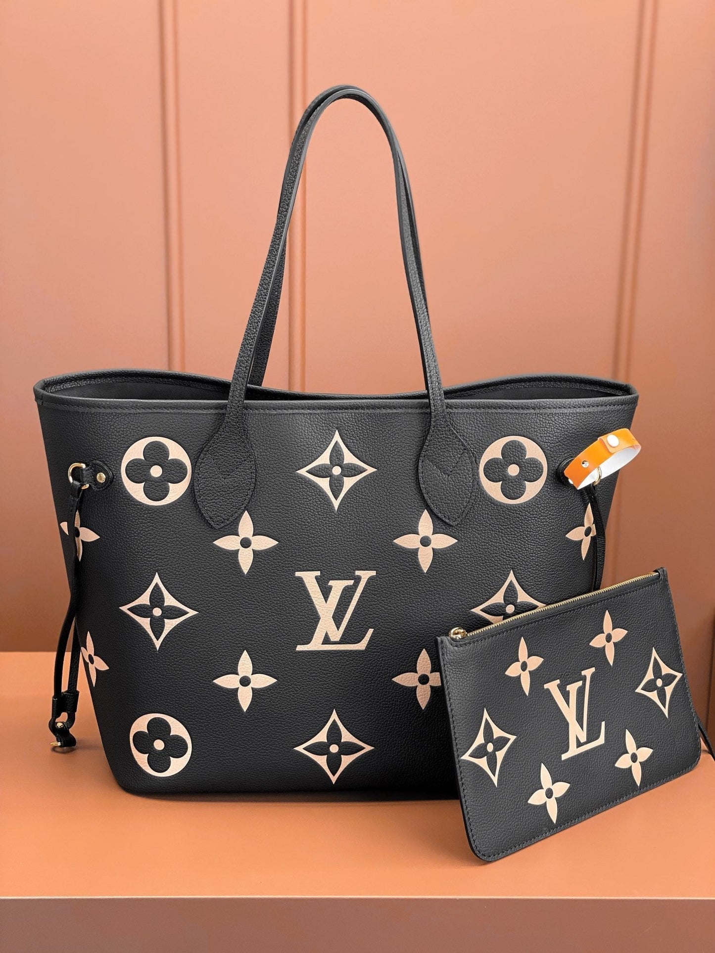 Louis Vuitton LV  M58907 Neverfull MM Bag 31x28x14cm Black