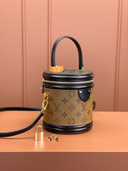 Louis Vuitton Cannes Bag M43986, 15x17x15cm
