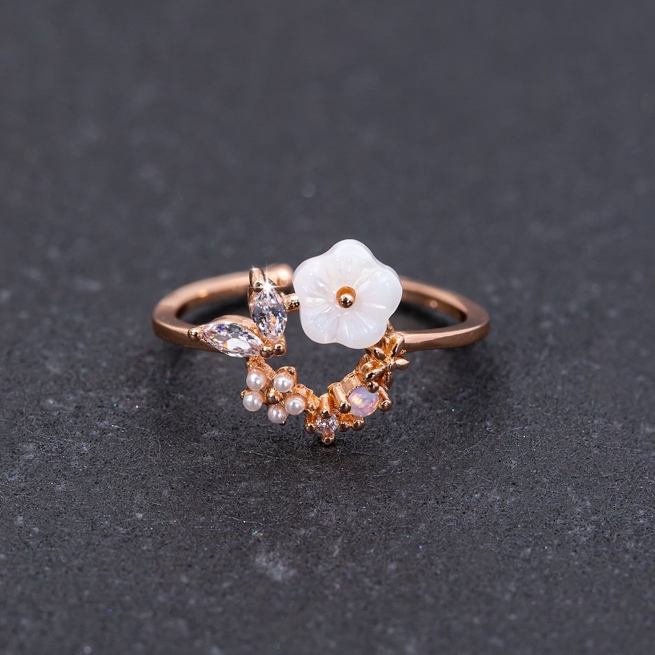 Bague fleur en or rose