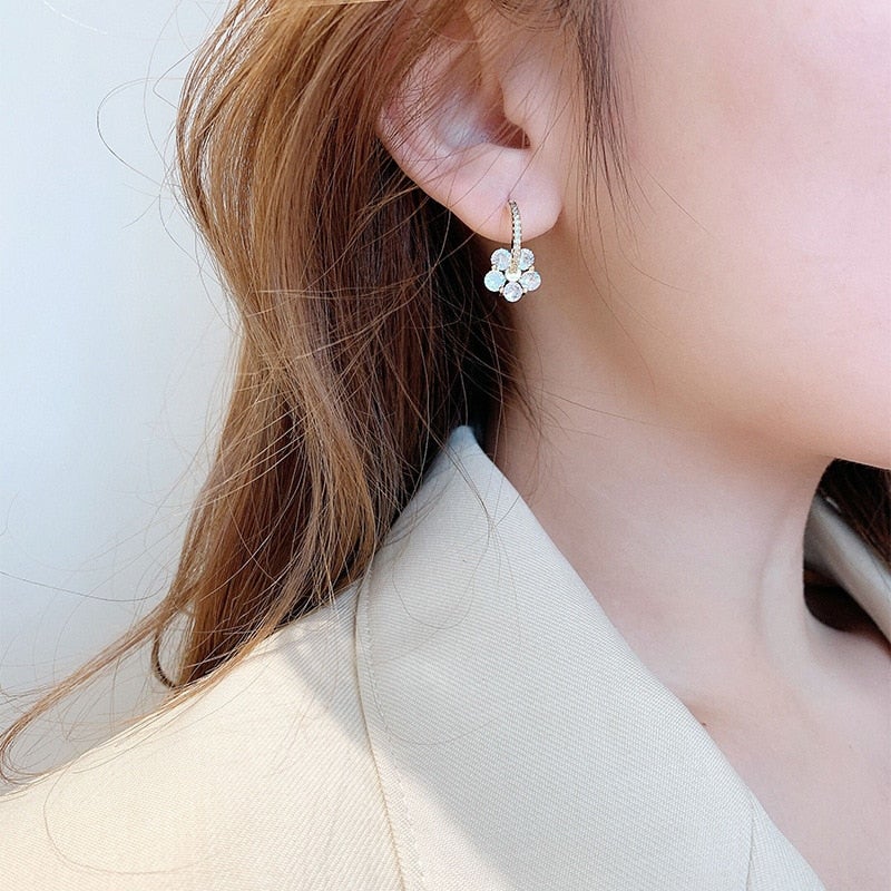 Golden Lola Flower Earrings