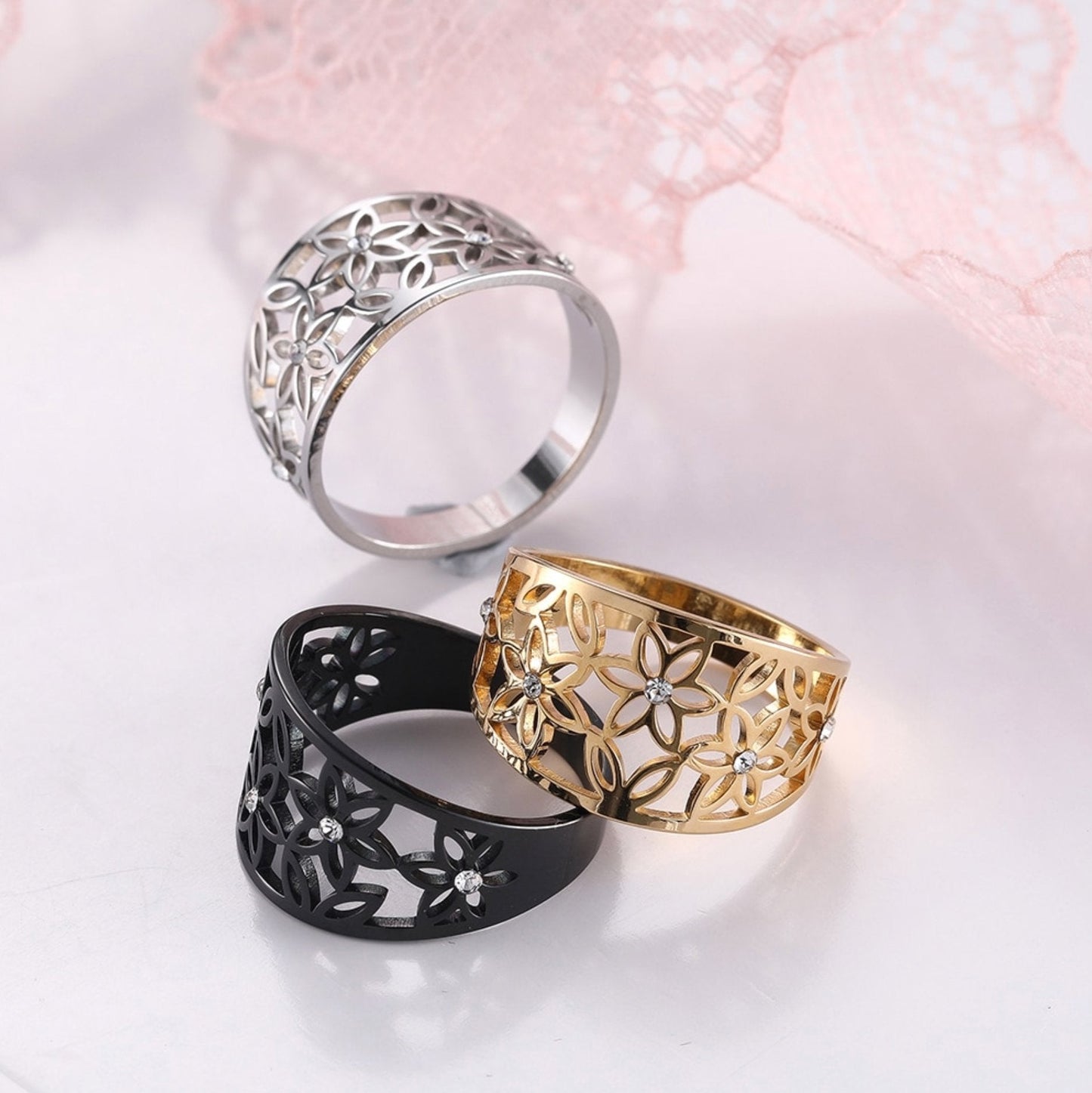 Hollow Flower & Crystal Ring