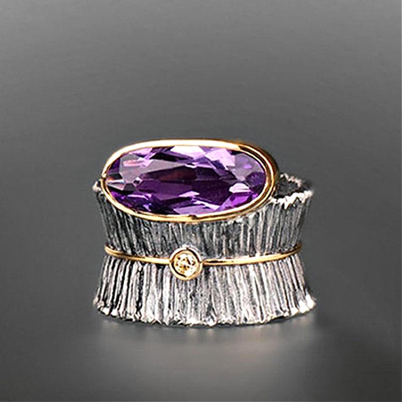 Bague de luxe en pierre violette