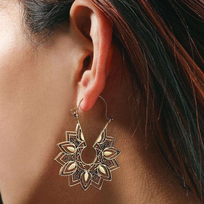 Boucles d'Oreilles Pendantes Fleur Mandala