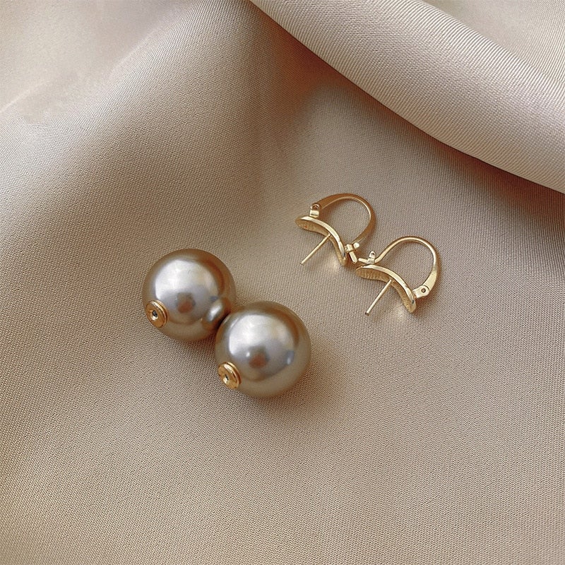 Matilda Pearl Drop Earrings