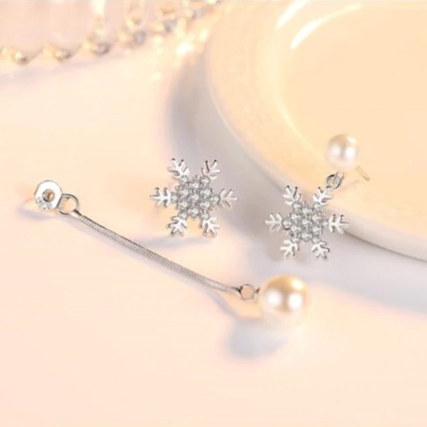 Boucles d'oreilles perle et cristal flocon de neige