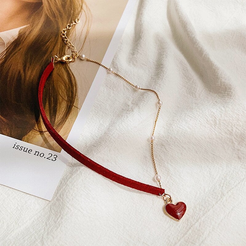 Red Heart Pearl Choker