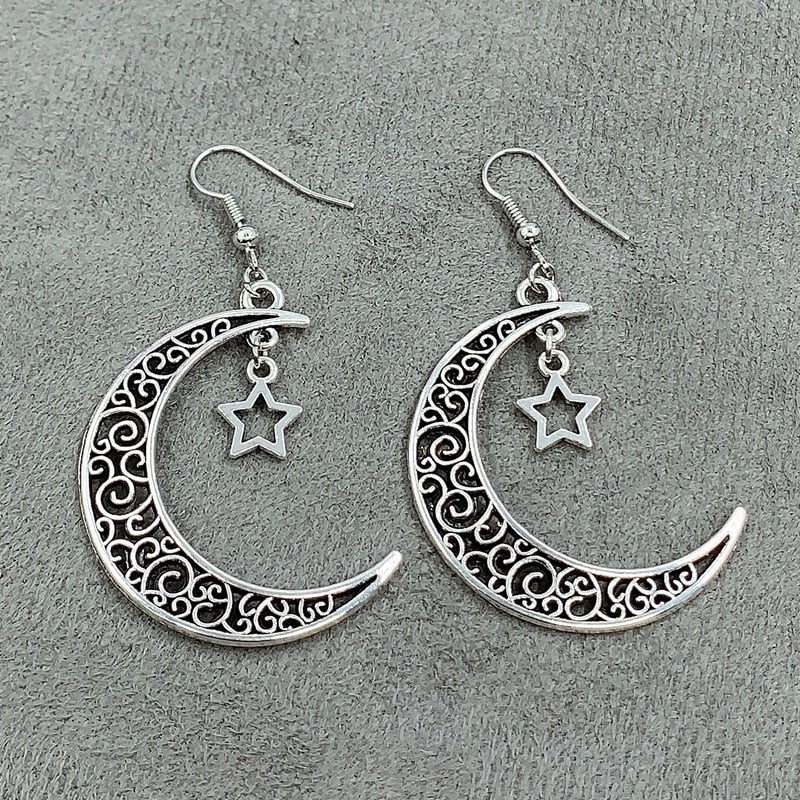 Silver Crescent Moon Earrings