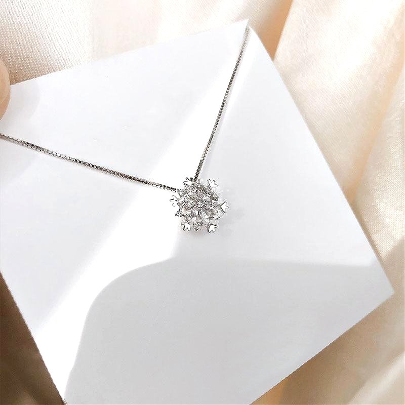 Snowflake Pendant Necklace