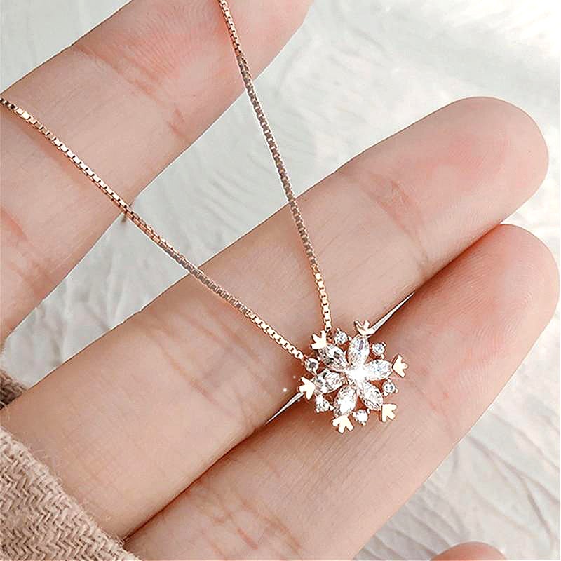 Collier pendentif flocon de neige