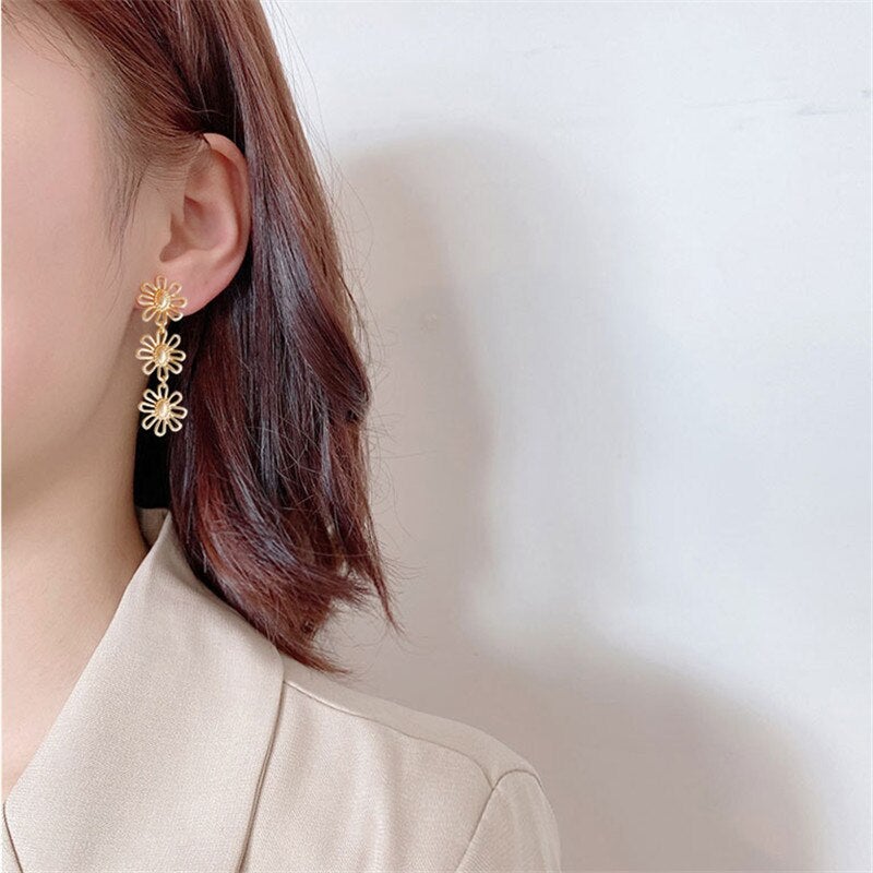 Triple Daisy Drop Earrings